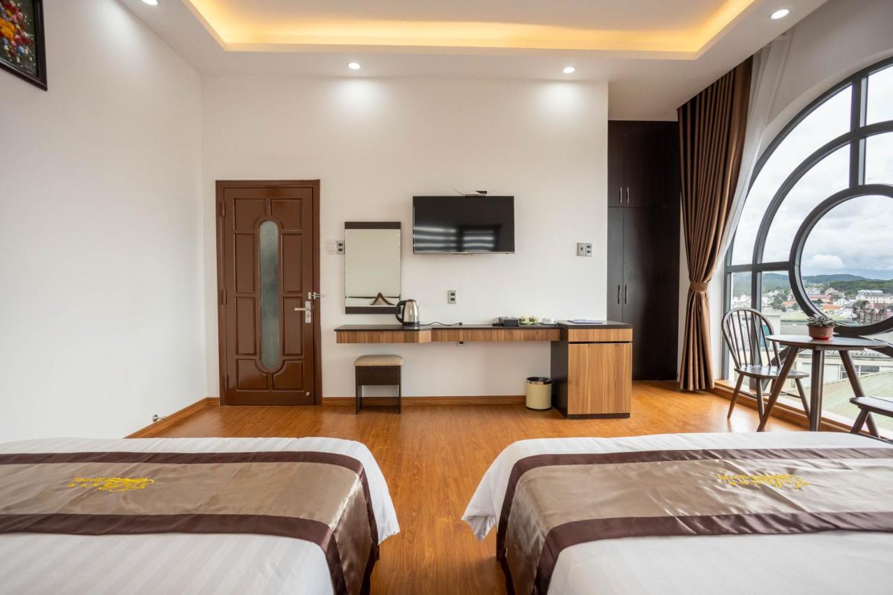 Khach San Y Lan 2 Da Lat Exterior foto